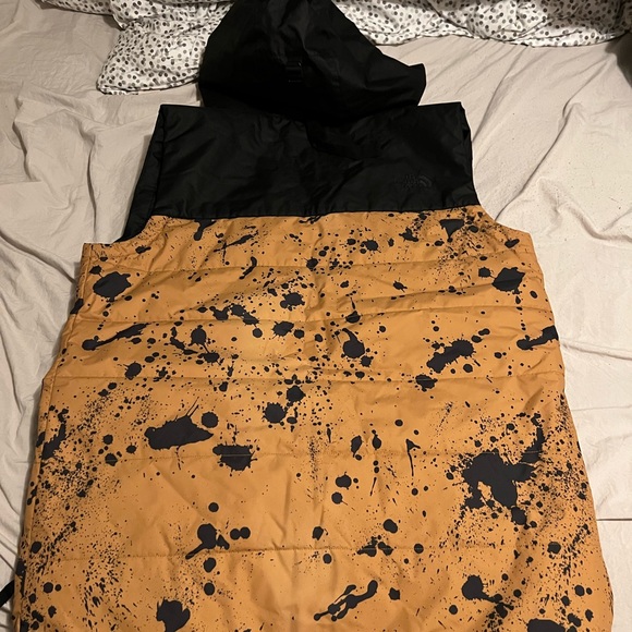 northface vest "sample" - Picture 3 of 3
